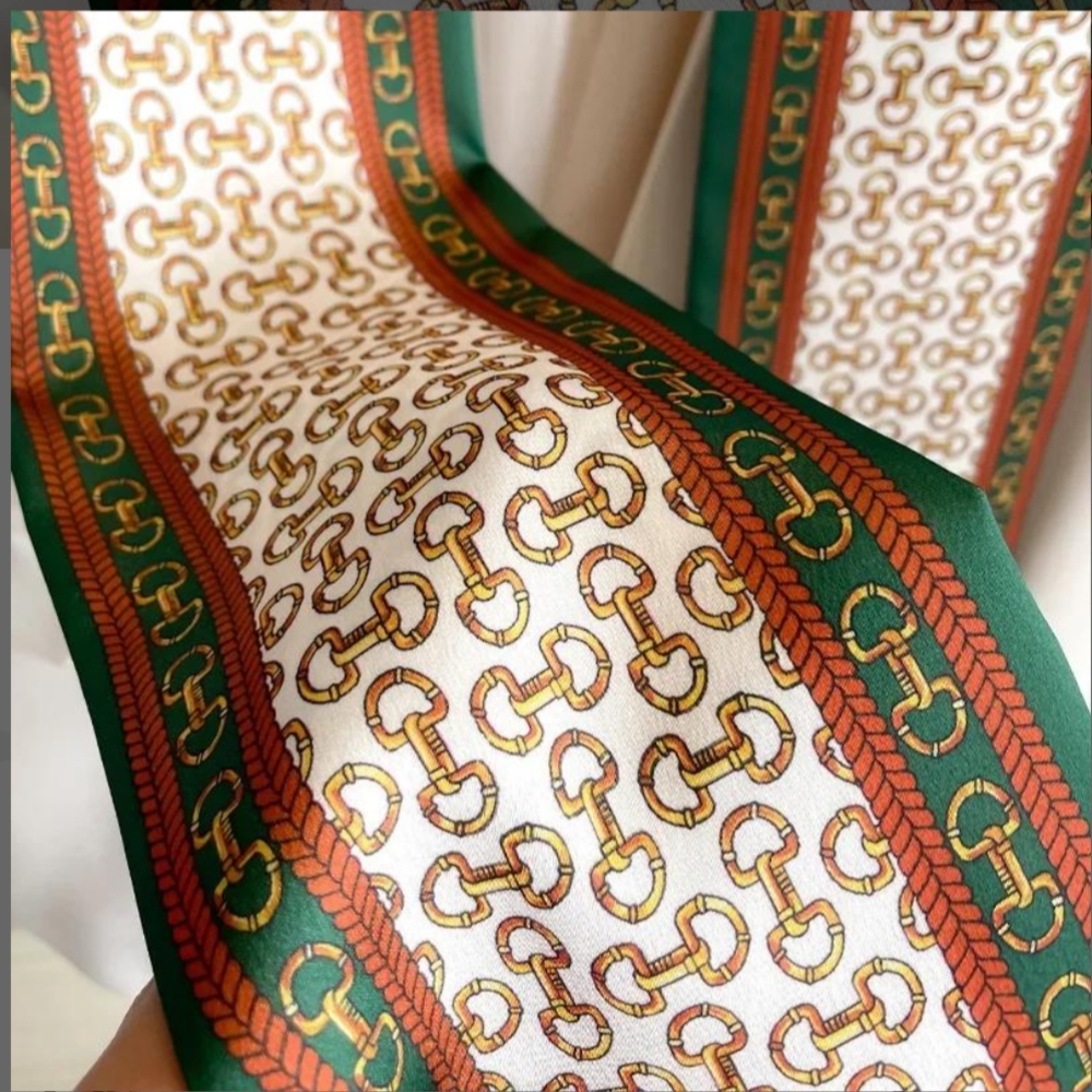 FREE SHIPPING Elegant Green and Gold Scarf